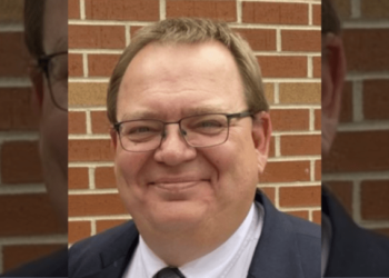 Principal dies 10 days after mass shooting at Iowa high school – Law Officer